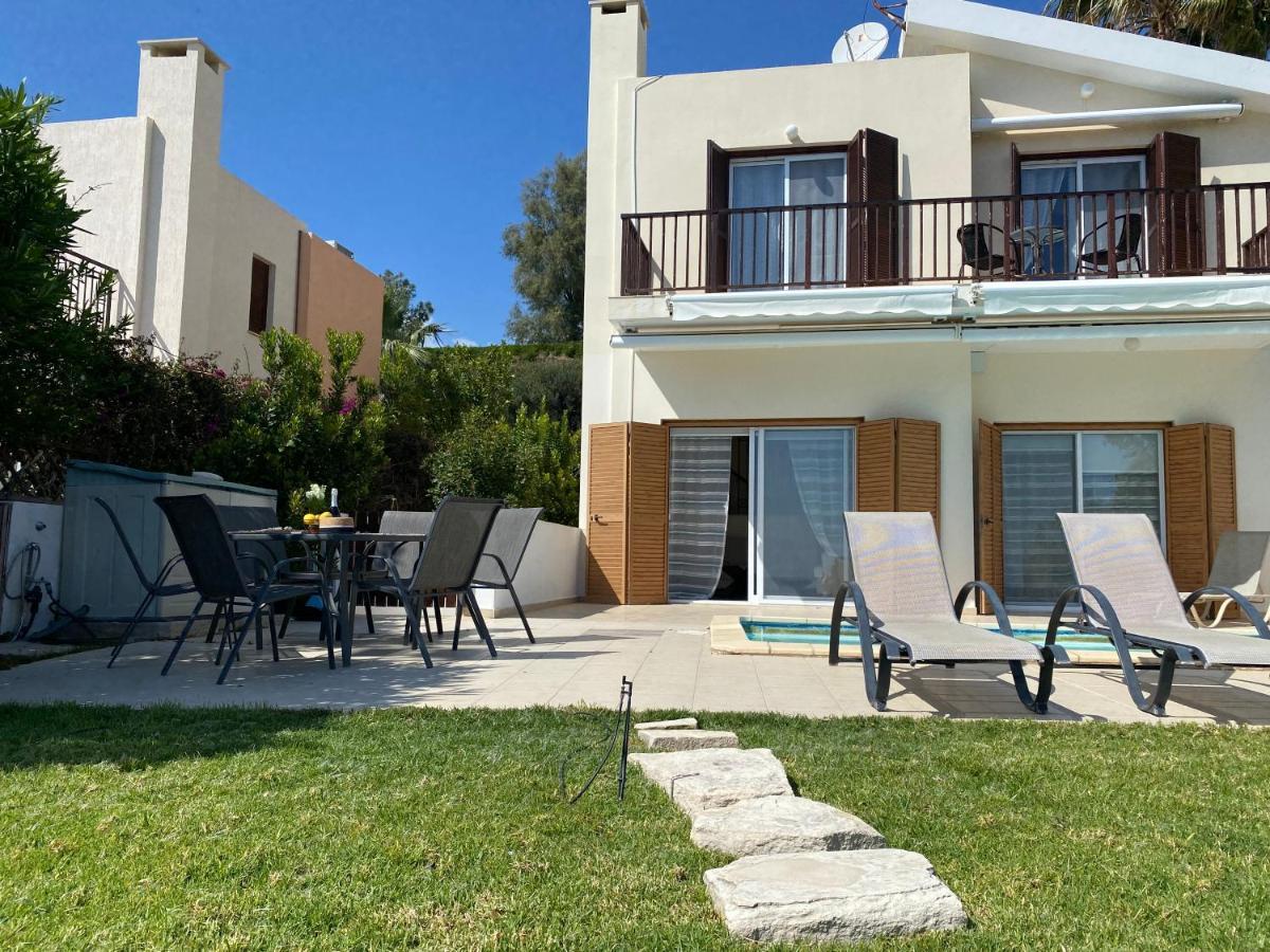 Amazing Front Line Villa In Coral Bay Peyia Ngoại thất bức ảnh